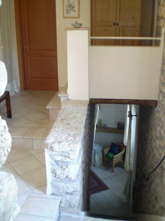 B&B Renzano bedrooms Salò Buitenkant foto