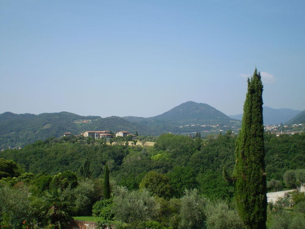B&B Renzano bedrooms Salò Buitenkant foto